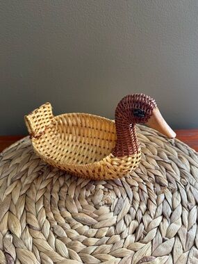 🍑2/$20 Mix & Match Listings Vintage Wicker Duck Basket - Small